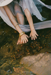 AGUA DE LA MADRE | A Tribute to Wild Lands + Sacred Waters - Farmatuur